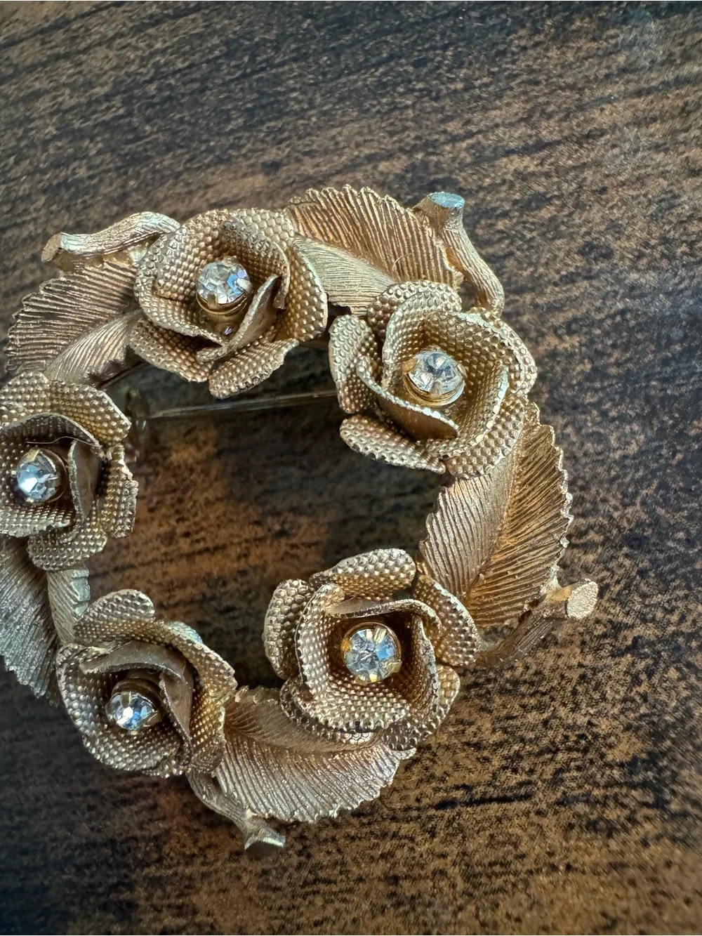 Smaller Gold Tone Wreath Brooch with Clear Crystals, Unmarked, Retro, Elegant